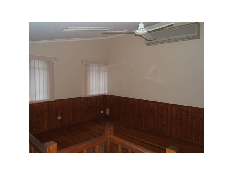 1 Ashby Lane, Childers QLD 4660