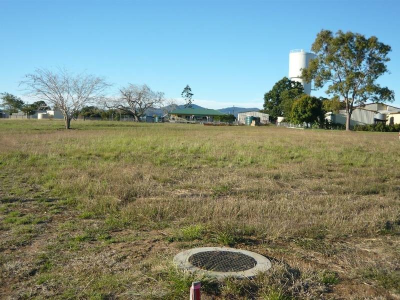 13 HORTON STREET, Biggenden QLD 4621