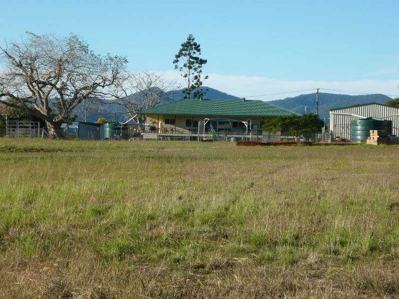 13 HORTON STREET, Biggenden QLD 4621