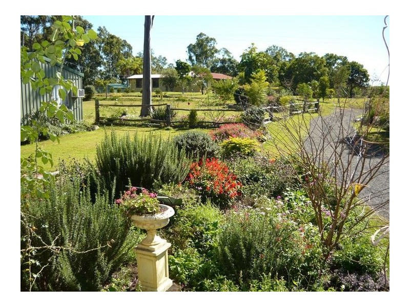 107 Ginns Road, Childers QLD 4660