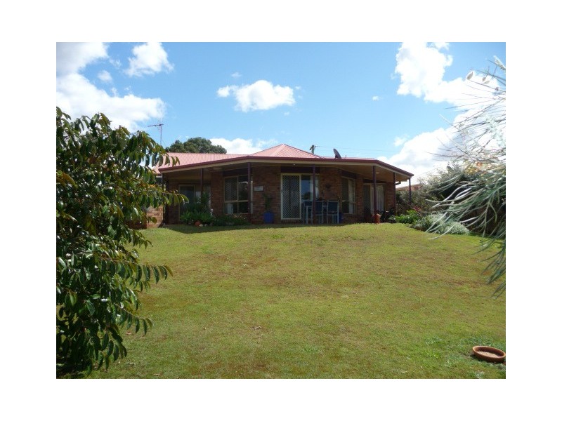 7 Ginns Road, Childers QLD 4660