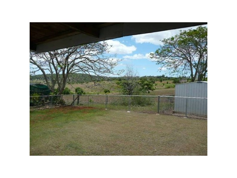 29 OAKES STREET, Childers QLD 4660