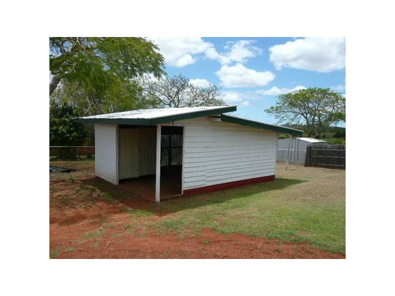 29 OAKES STREET, Childers QLD 4660