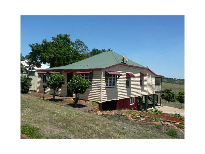 34 RIDGWAY STREET, Childers QLD 4660