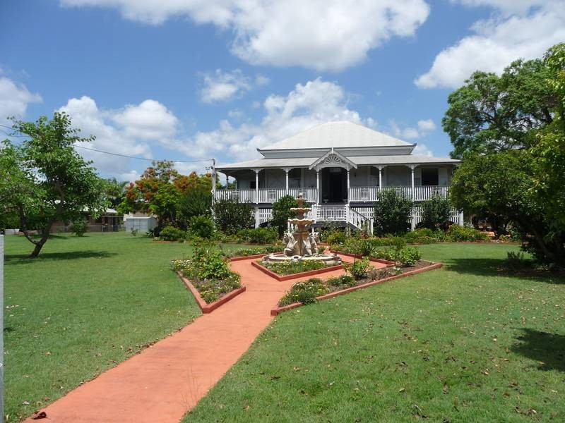 38 NORTH STREET, Childers QLD 4660