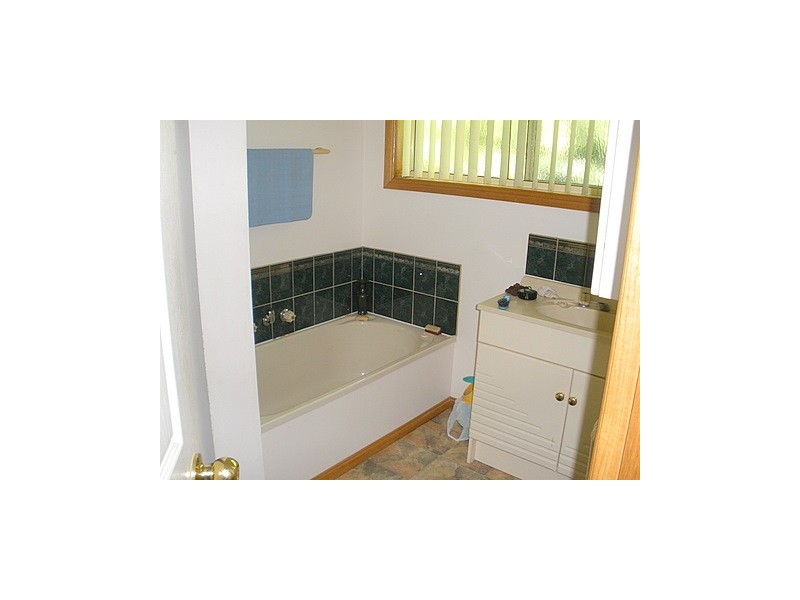 6 Heather Crescent, Burnie TAS 7320