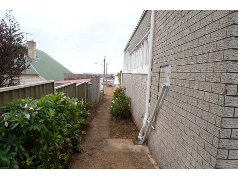 5 Upper Bourke Street, Burnie TAS 7320