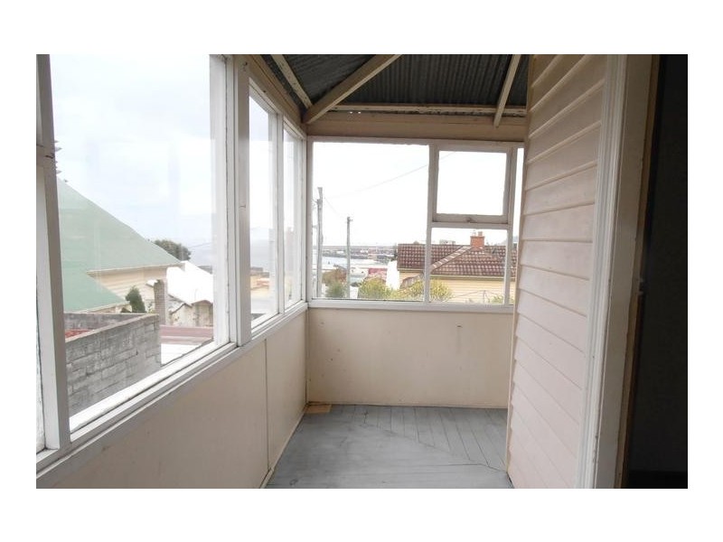 5 Upper Bourke Street, Burnie TAS 7320