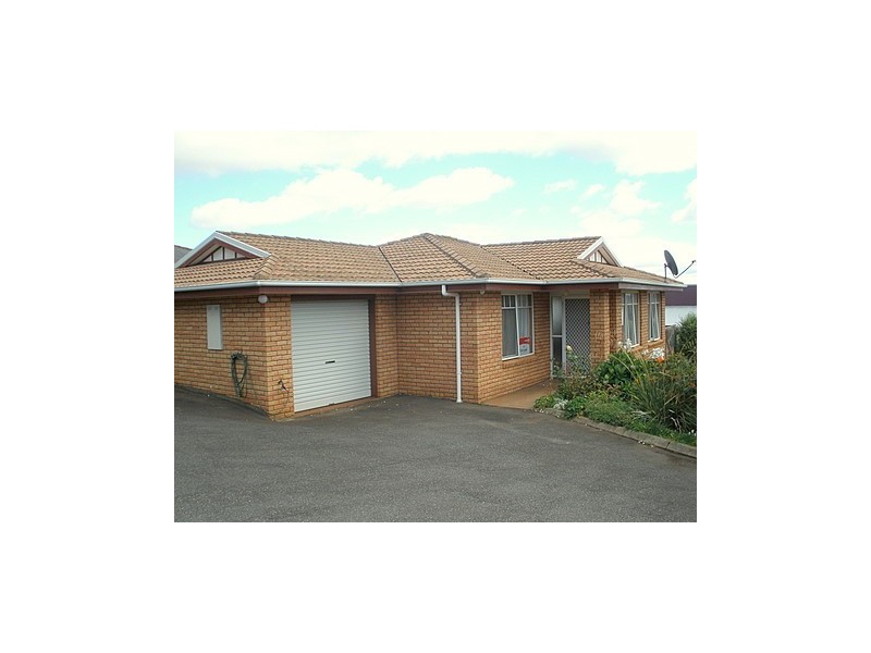 2/17 Uplands Place, Burnie TAS 7320
