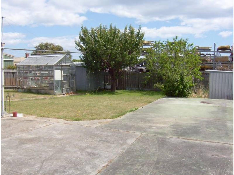 Wivenhoe TAS 7320