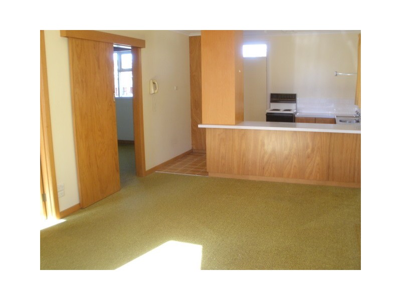 2/14 Howe Street, Burnie TAS 7320