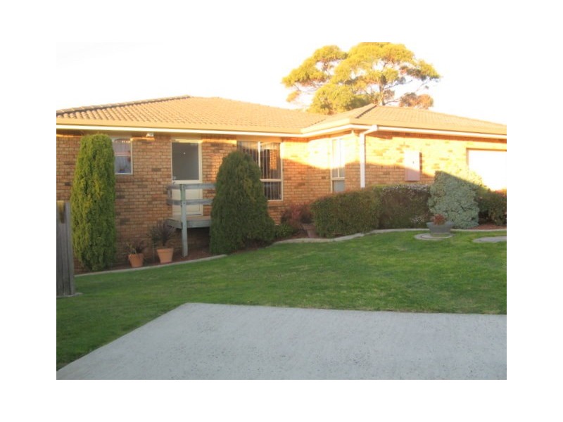 6/34a Arthur Street, Somerset TAS 7322