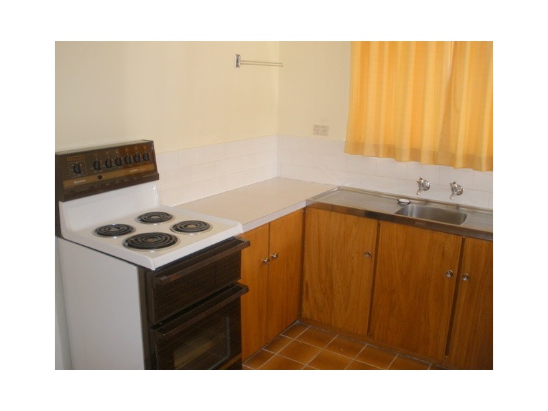 2/14 Howe Street, Burnie TAS 7320