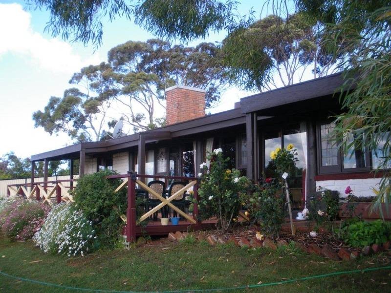 14-16 Richardson Crescent, Burnie TAS 7320