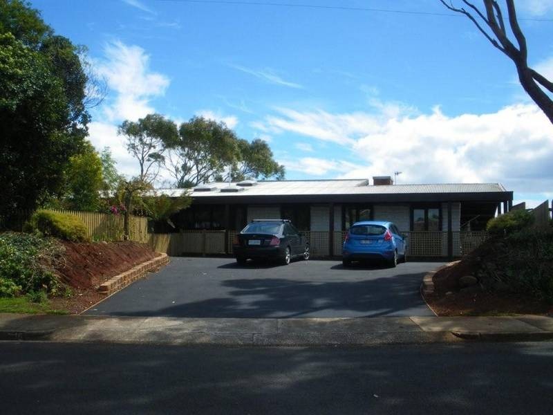 14-16 Richardson Crescent, Burnie TAS 7320