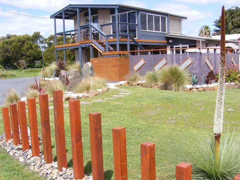 197 Old Bass Highway, Wynyard TAS 7325