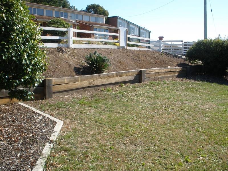 8 Stitz Street, Cooee TAS 7320