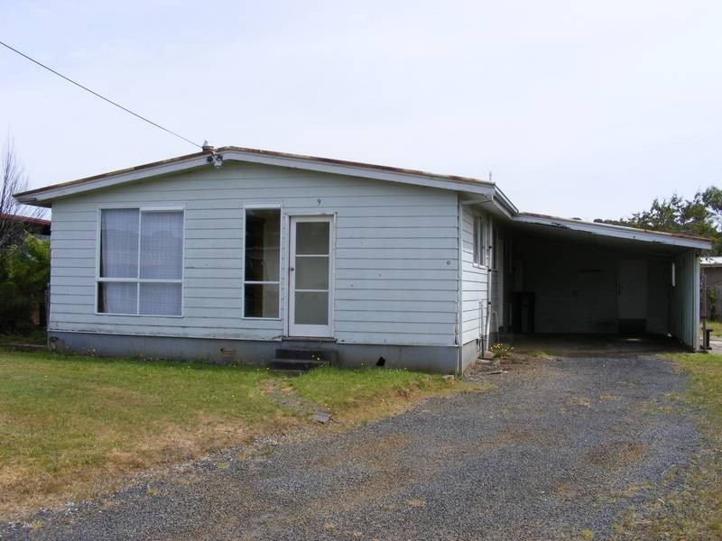 9 Doric Street, Zeehan TAS 7469