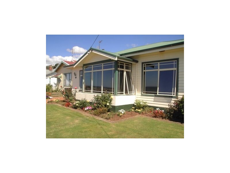 19 Bass Highway, Burnie TAS 7320