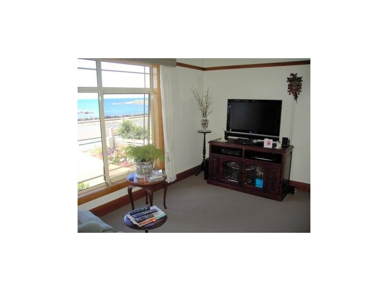 19 Bass Highway, Burnie TAS 7320