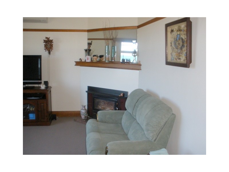 19 Bass Highway, Burnie TAS 7320