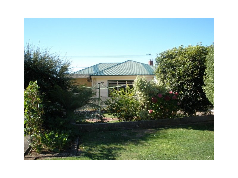 19 Bass Highway, Burnie TAS 7320
