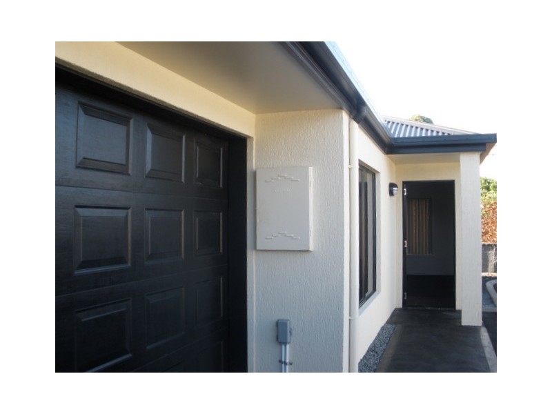 2/24 Heather Crescent, Burnie TAS 7320