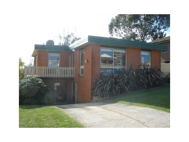 16 Uplands Place, Burnie TAS 7320