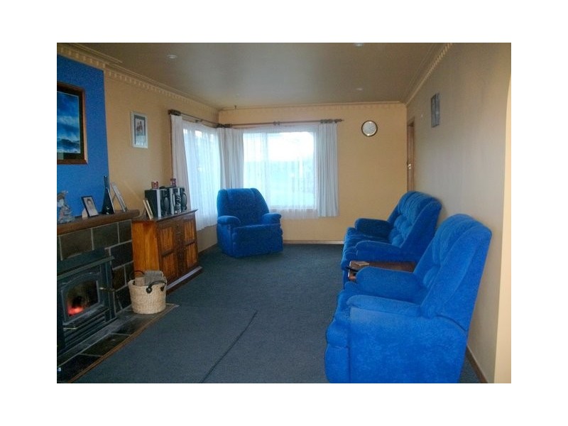 16 Whitford Street, Burnie TAS 7320