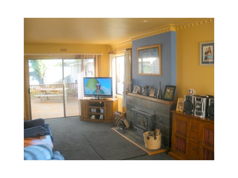 16 Whitford Street, Burnie TAS 7320