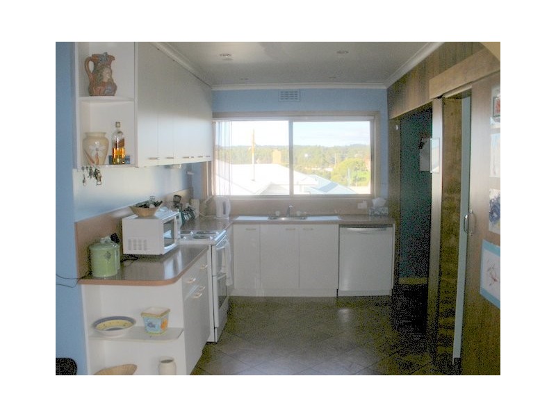 16 Whitford Street, Burnie TAS 7320