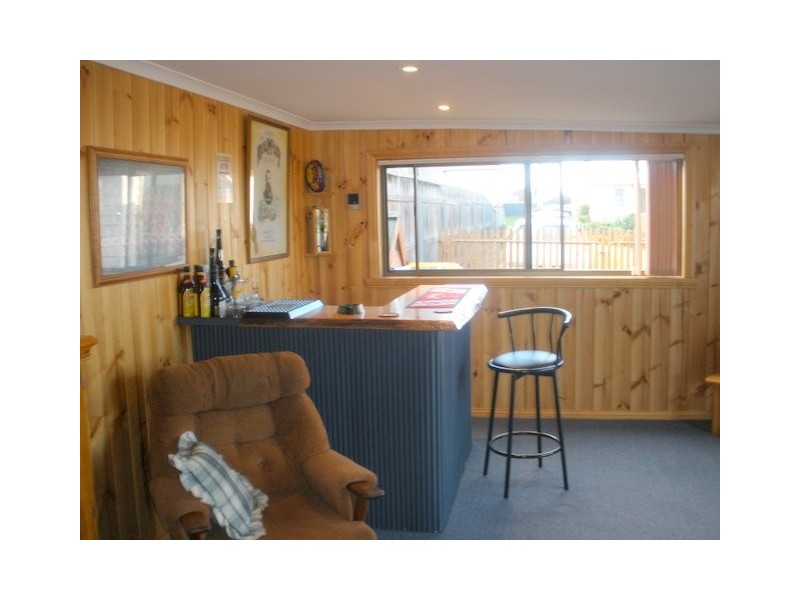 16 Whitford Street, Burnie TAS 7320
