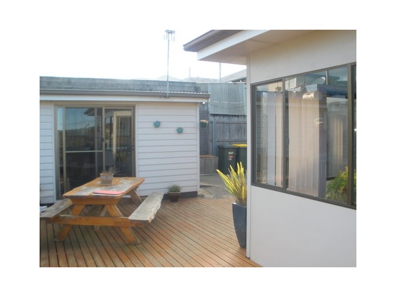 16 Whitford Street, Burnie TAS 7320