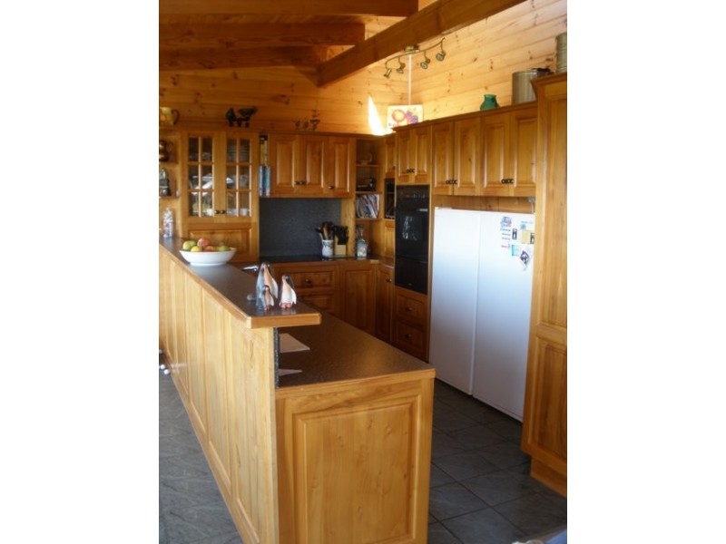 82 Old Bass Highway, Wynyard TAS 7325