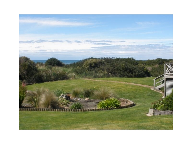 82 Old Bass Highway, Wynyard TAS 7325