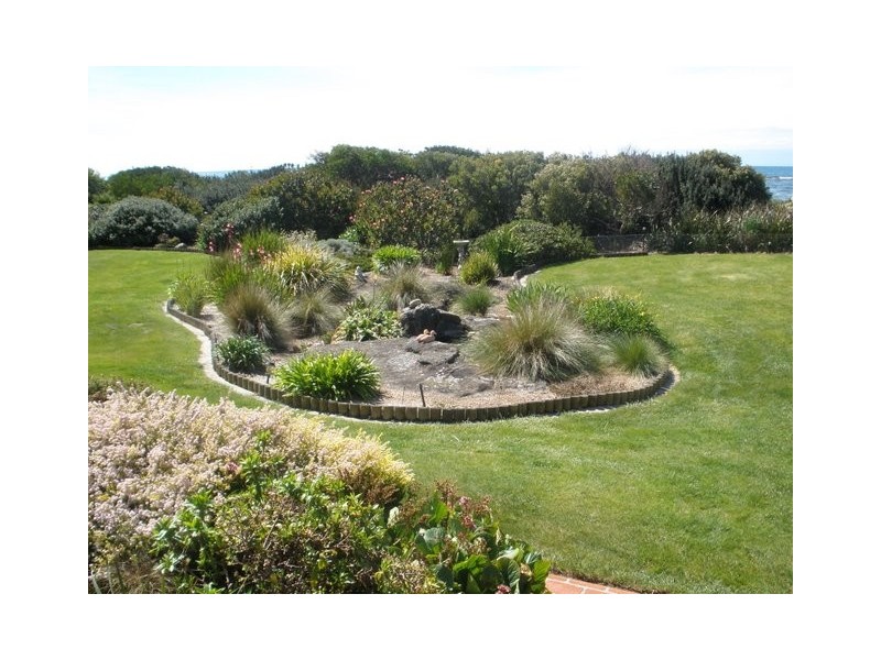 82 Old Bass Highway, Wynyard TAS 7325