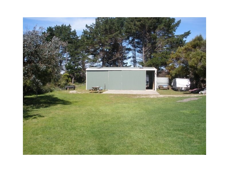 82 Old Bass Highway, Wynyard TAS 7325