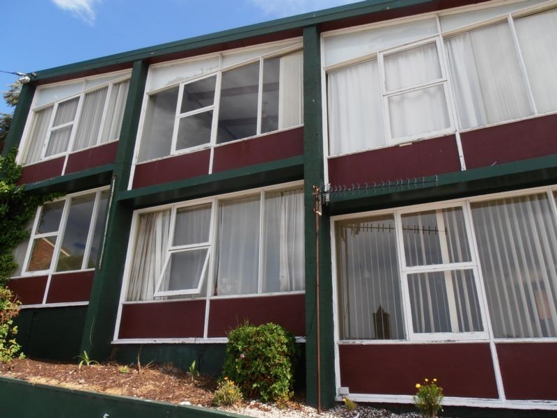 1/15 Stitz Street, Cooee TAS 7320