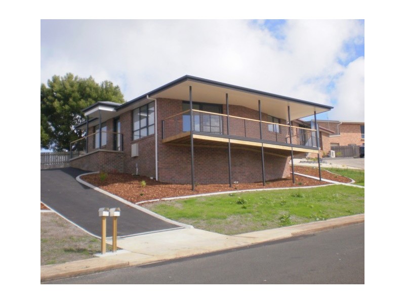 1&2/6 Fagan Drive, Burnie TAS 7320