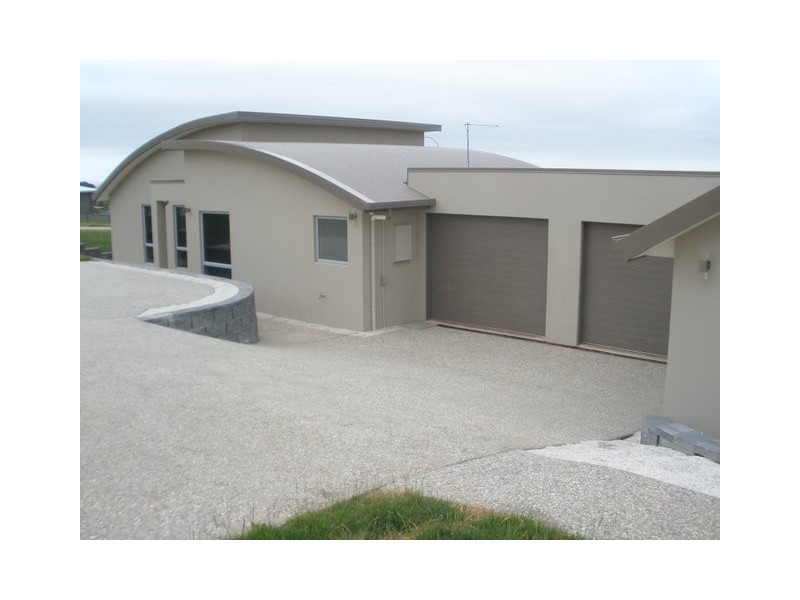 1&2/7 Edwin Place, Burnie TAS 7320