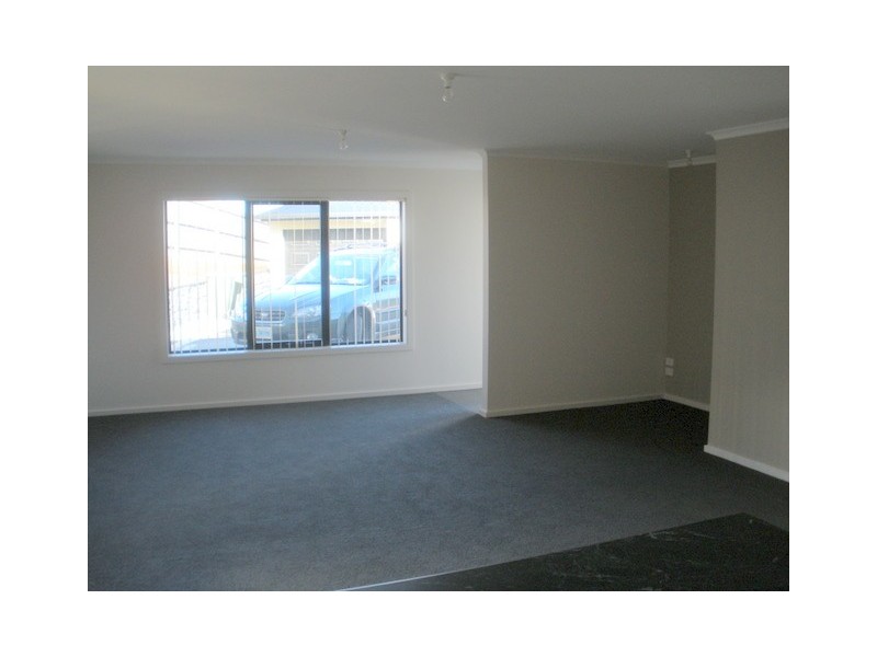 2/24 Heather Crescent, Burnie TAS 7320
