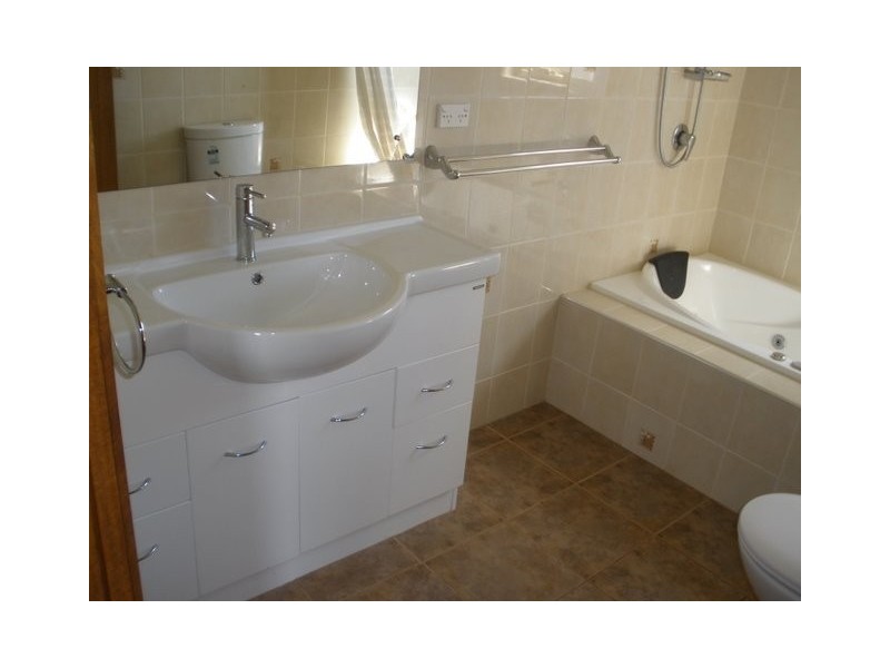 13 Whitford Street, Burnie TAS 7320