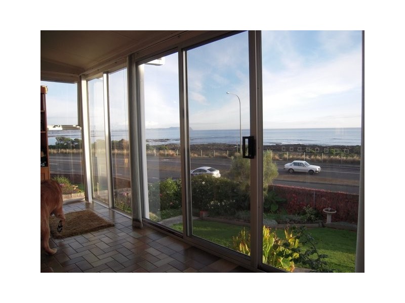 303 Bass Highway, Ocean Vista TAS 7320