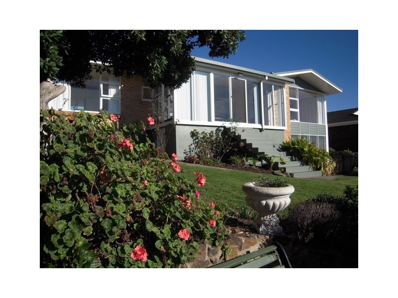 303 Bass Highway, Ocean Vista TAS 7320
