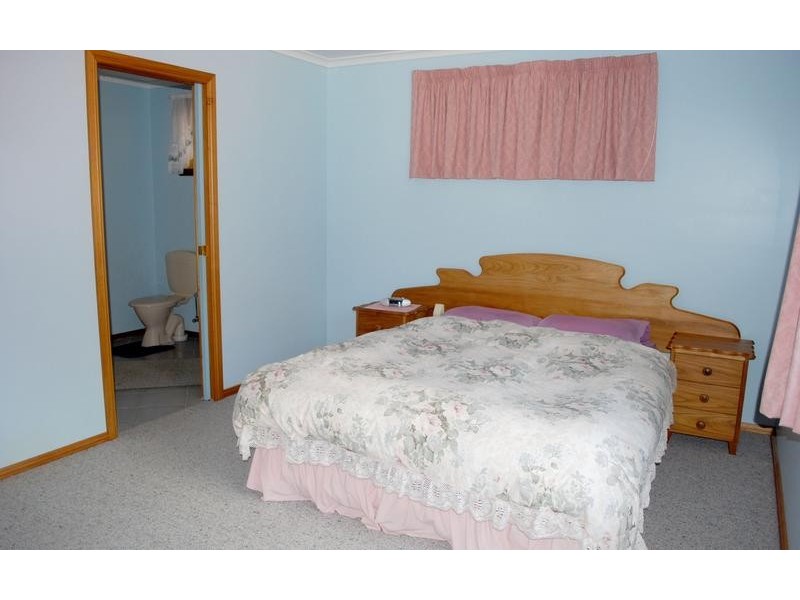 20 Crawford Road, Penguin TAS 7316