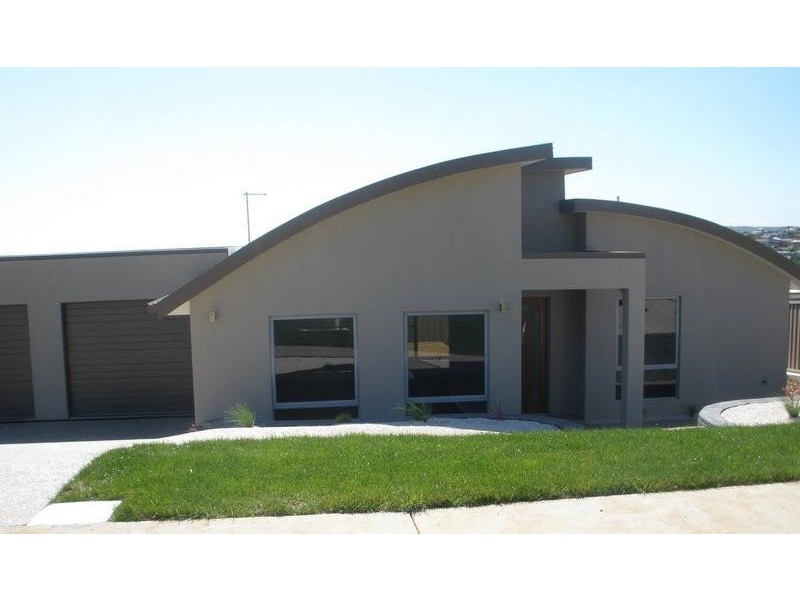 2/7 Edwin PLace, Burnie TAS 7320