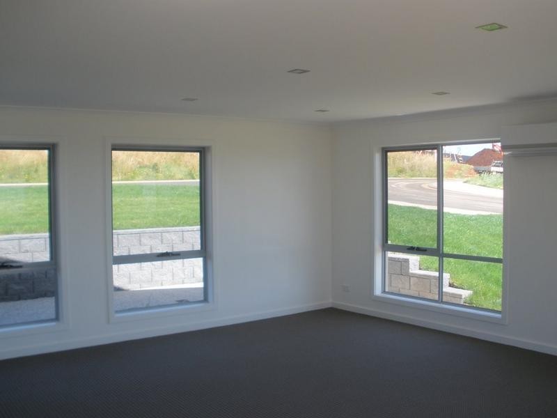 2/7 Edwin PLace, Burnie TAS 7320