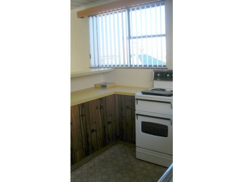 1/18 Queen Street, Burnie TAS 7320