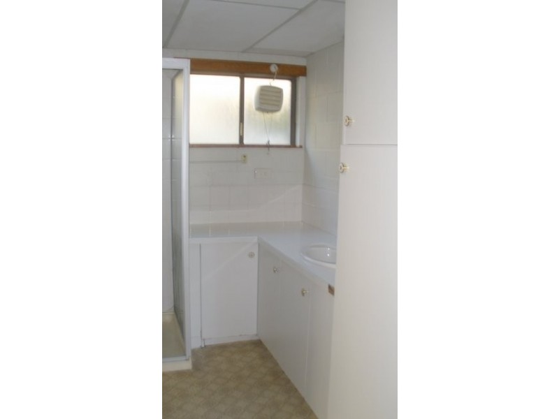 1/18 Queen Street, Burnie TAS 7320