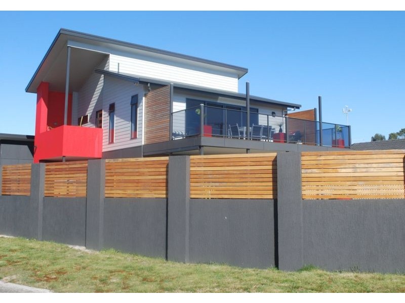 42 Walker Street, Wynyard TAS 7325